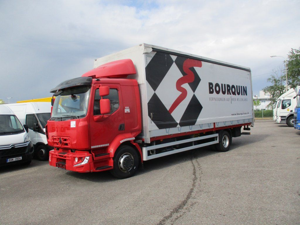 Renault D 16 - Camion plateau: photos 1 Renault D 16 - Camion plateau: photos 1