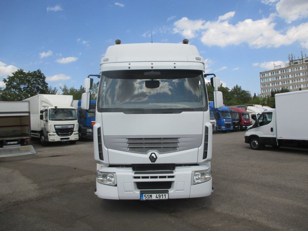 Renault Premium 380 Dxi - Camion fourgon: photos 2 Renault Premium 380 Dxi - Camion fourgon: photos 2