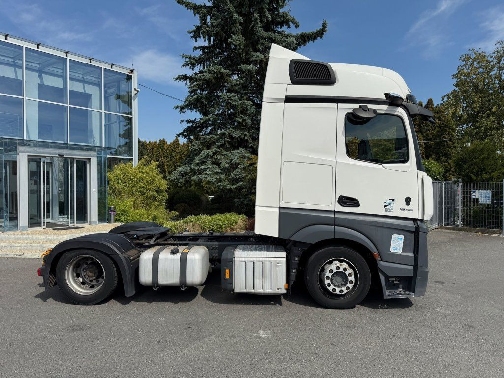 Mercedes-Benz 1845 Actros EURO 6 MEGA/lowdeck - Tracteur routier: photos 3 Mercedes-Benz 1845 Actros EURO 6 MEGA/lowdeck - Tracteur routier: photos 3
