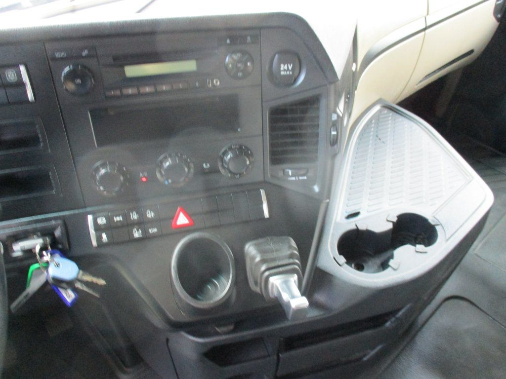 Tracteur routier Mercedes-Benz 1845 Actros EURO 6 MEGA/lowdeck: photos 14