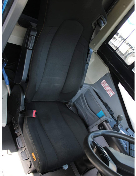 Iveco CROSSWAY Low Entry | EURO 6 | 2+2+1 | 41 SEATS - Bus urbain: photos 5 Iveco CROSSWAY Low Entry | EURO 6 | 2+2+1 | 41 SEATS - Bus urbain: photos 5