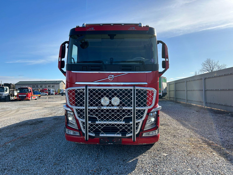 Volvo FH 500 8x4*4 KORP&SON 10000 + 10500 l / VACUUM Vacustar W1600R / PRESSURE Uraca KF716 - 350 l/min - 170 bar / TULOSSA VARATTU - Camion hydrocureur: photos 3 Volvo FH 500 8x4*4 KORP&SON 10000 + 10500 l / VACUUM Vacustar W1600R / PRESSURE Uraca KF716 - 350 l/min - 170 bar / TULOSSA VARATTU - Camion hydrocureur: photos 3