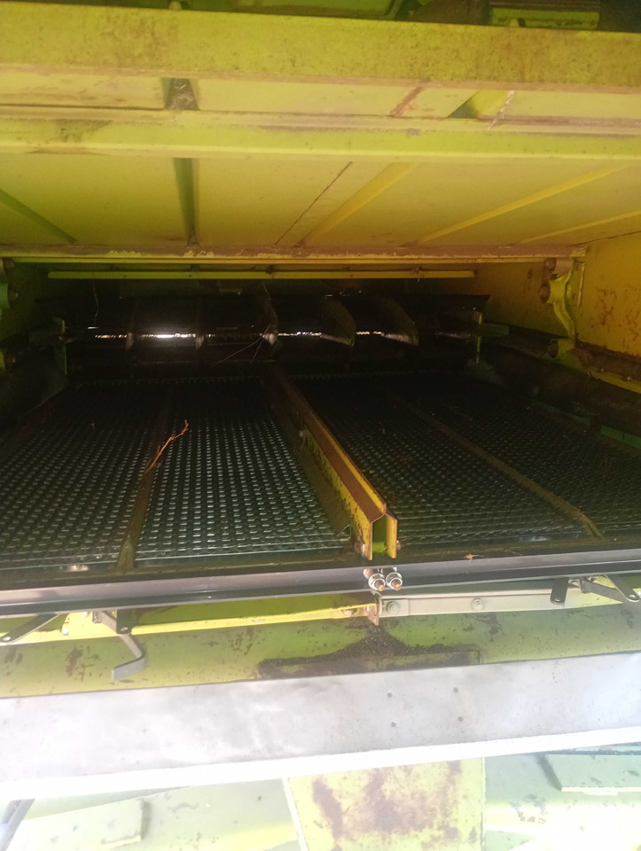 Claas dominator 218 - Matériel de récolte: photos 5 Claas dominator 218 - Matériel de récolte: photos 5