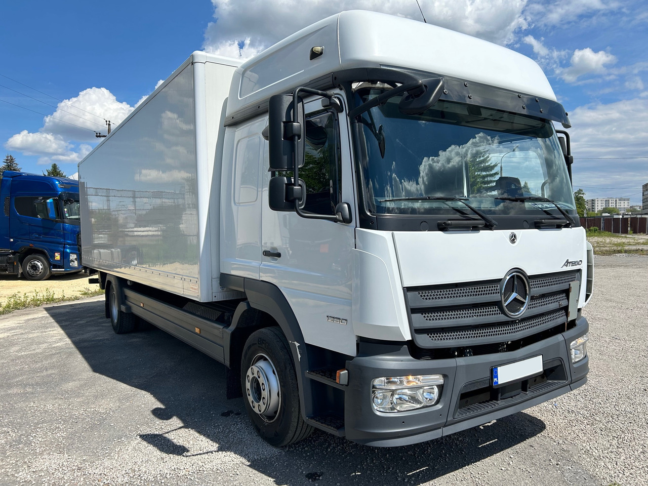MERCEDES-BENZ ATEGO 1230 / BIGSPACE / 2020 / KOFFER 19 EPAL / LBW 2T - Camion fourgon: photos 2 MERCEDES-BENZ ATEGO 1230 / BIGSPACE / 2020 / KOFFER 19 EPAL / LBW 2T - Camion fourgon: photos 2