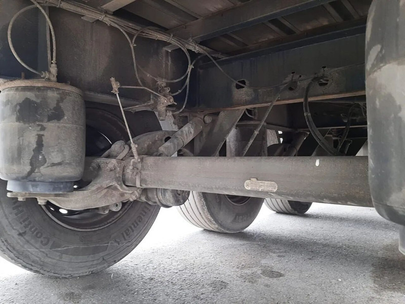 Fruehauf 3 axles BPW - Semi-remorque rideaux coulissants: photos 5 Fruehauf 3 axles BPW - Semi-remorque rideaux coulissants: photos 5