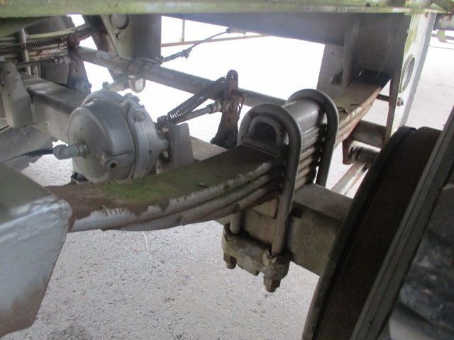 Fruehauf platform - drum brakes/freins tambour - Semi-remorque plateau: photos 4 Fruehauf platform - drum brakes/freins tambour - Semi-remorque plateau: photos 4