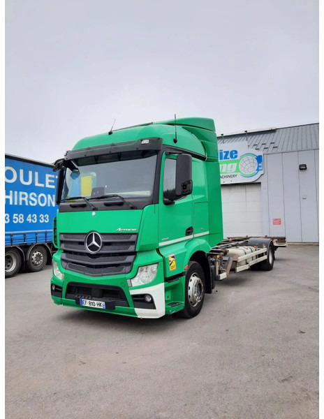 Mercedes-Benz Actros 1836 Chassis cab - Châssis cabine: photos 1 Mercedes-Benz Actros 1836 Chassis cab - Châssis cabine: photos 1