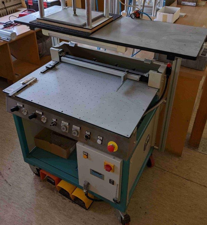 CMC - Q-Cover START 50-70 ceiling making device - Relieuse: photos 1 CMC - Q-Cover START 50-70 ceiling making device - Relieuse: photos 1