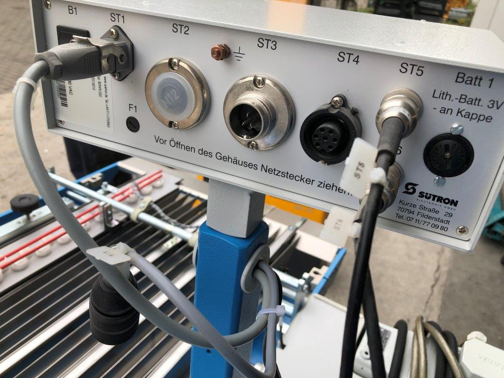 GUK / Bäuerle FL 50-2 flat stack suction air feeder - Plieuse de bureau: photos 4 GUK / Bäuerle FL 50-2 flat stack suction air feeder - Plieuse de bureau: photos 4