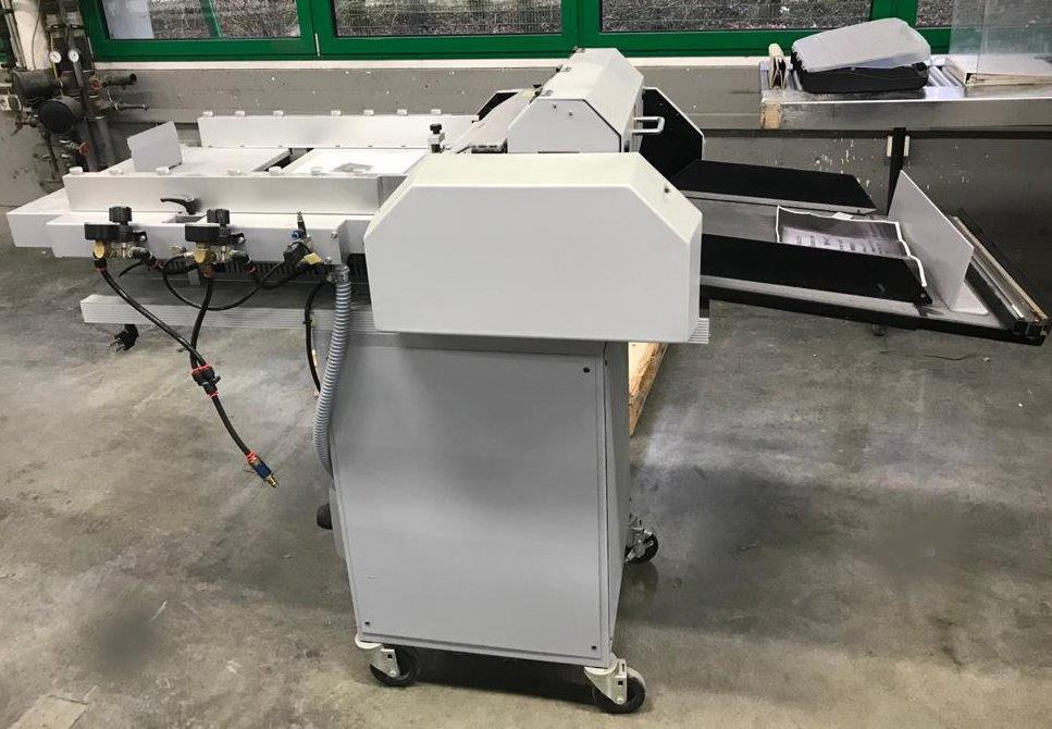 Graphic Whizard CreaseMaster Plus - automatic grooving, slotting, creasing and perforating machine - Machine d'impression: photos 2 Graphic Whizard CreaseMaster Plus - automatic grooving, slotting, creasing and perforating machine - Machine d'impression: photos 2