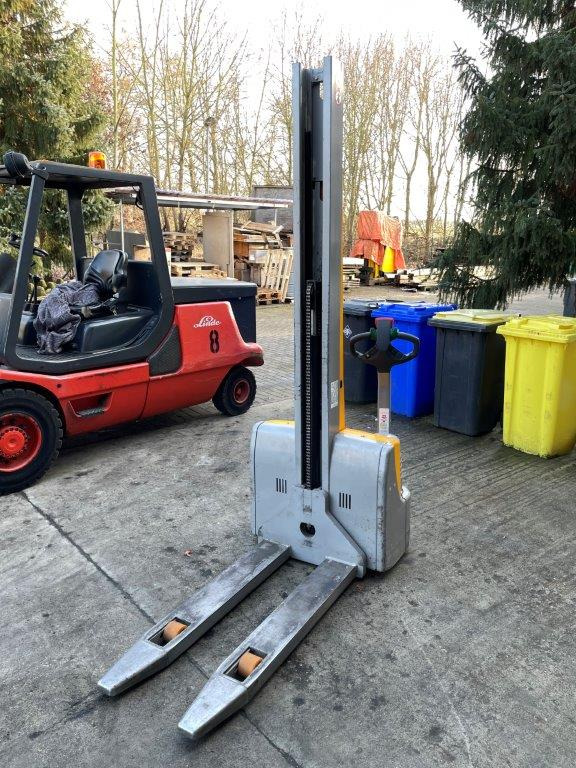 Jungheinrich EJC 10 - Gerbeur: photos 5 Jungheinrich EJC 10 - Gerbeur: photos 5