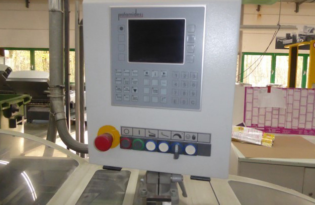 Stacking display Palamides alpha 500 - Plieuse de bureau: photos 4 Stacking display Palamides alpha 500 - Plieuse de bureau: photos 4