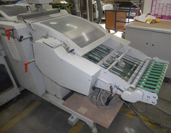 Stacking display Palamides alpha 500 - Plieuse de bureau: photos 3 Stacking display Palamides alpha 500 - Plieuse de bureau: photos 3