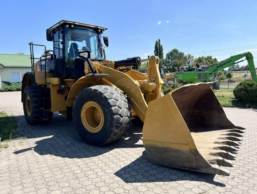 CAT 966M - Chargeuse sur pneus: photos 5 CAT 966M - Chargeuse sur pneus: photos 5