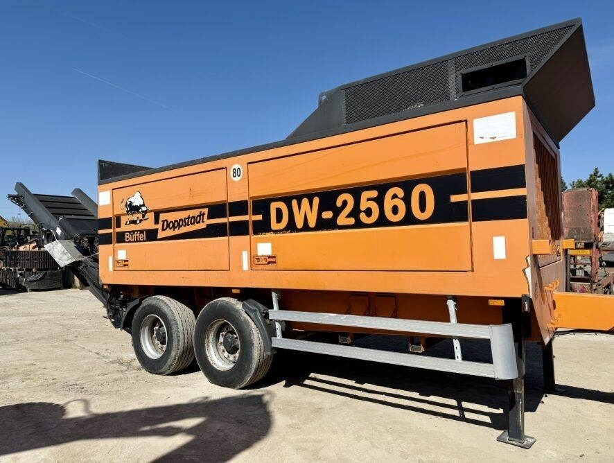 Doppstadt DW2560 - Broyeur industriel: photos 1 Doppstadt DW2560 - Broyeur industriel: photos 1