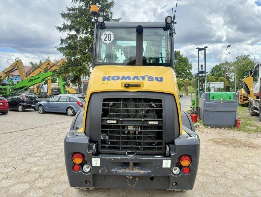 Komatsu WA80M-7 - Chargeuse sur pneus: photos 5 Komatsu WA80M-7 - Chargeuse sur pneus: photos 5