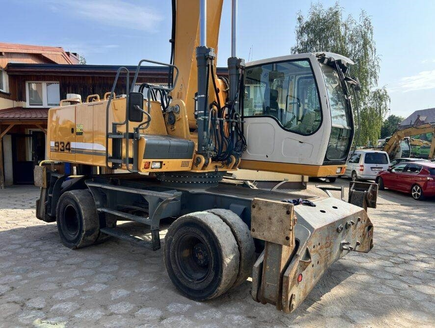 Liebherr 934C EPA - Pelle de manutention: photos 3 Liebherr 934C EPA - Pelle de manutention: photos 3