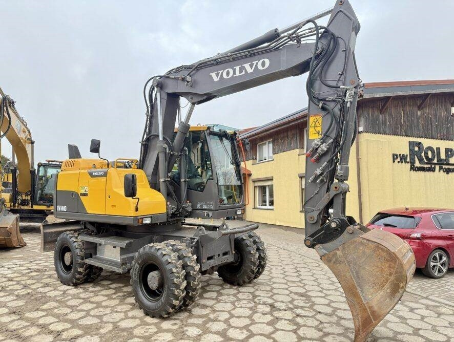 Volvo EW140D - Pelle sur pneus: photos 2 Volvo EW140D - Pelle sur pneus: photos 2
