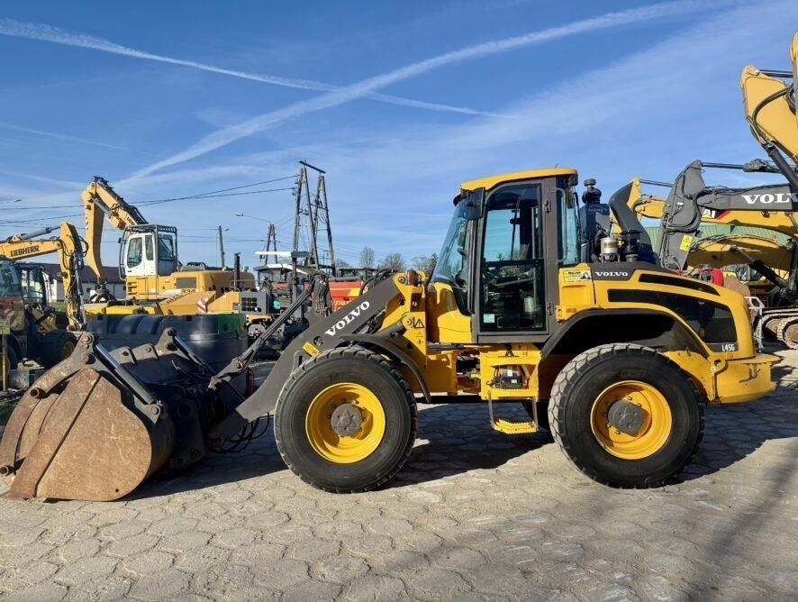 Volvo L45G TP - Chargeuse sur pneus: photos 3 Volvo L45G TP - Chargeuse sur pneus: photos 3