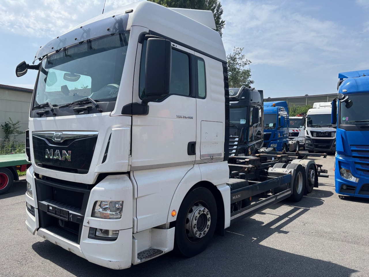 MAN TGX 26.400 Retarder/Lift/ - Camion porte-conteneur/ Caisse mobile: photos 1 MAN TGX 26.400 Retarder/Lift/ - Camion porte-conteneur/ Caisse mobile: photos 1