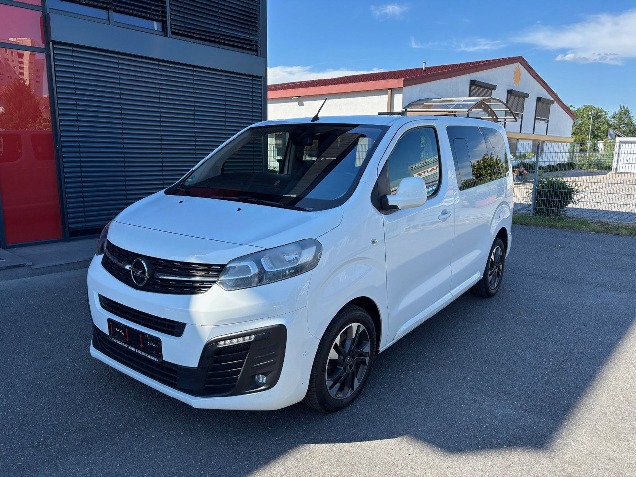 Opel Zafira Life Edition S/HU neu - Transport de personnes: photos 1 Opel Zafira Life Edition S/HU neu - Transport de personnes: photos 1