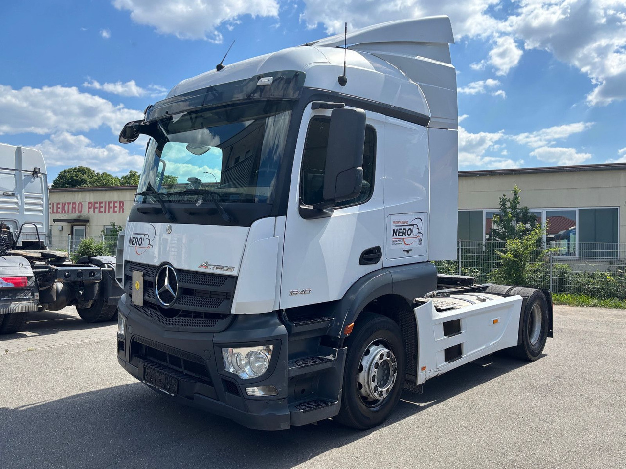 Mercedes-Benz Actros 1840 Kein 1842 1845 Retarder Blatt-Luft - Tracteur routier: photos 1 Mercedes-Benz Actros 1840 Kein 1842 1845 Retarder Blatt-Luft - Tracteur routier: photos 1