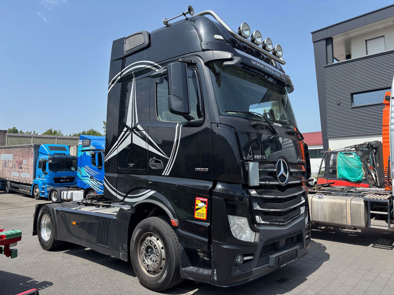 Mercedes-Benz Actros 1852 Giga Space/Alu Felgen/Retarder - Tracteur routier: photos 1 Mercedes-Benz Actros 1852 Giga Space/Alu Felgen/Retarder - Tracteur routier: photos 1