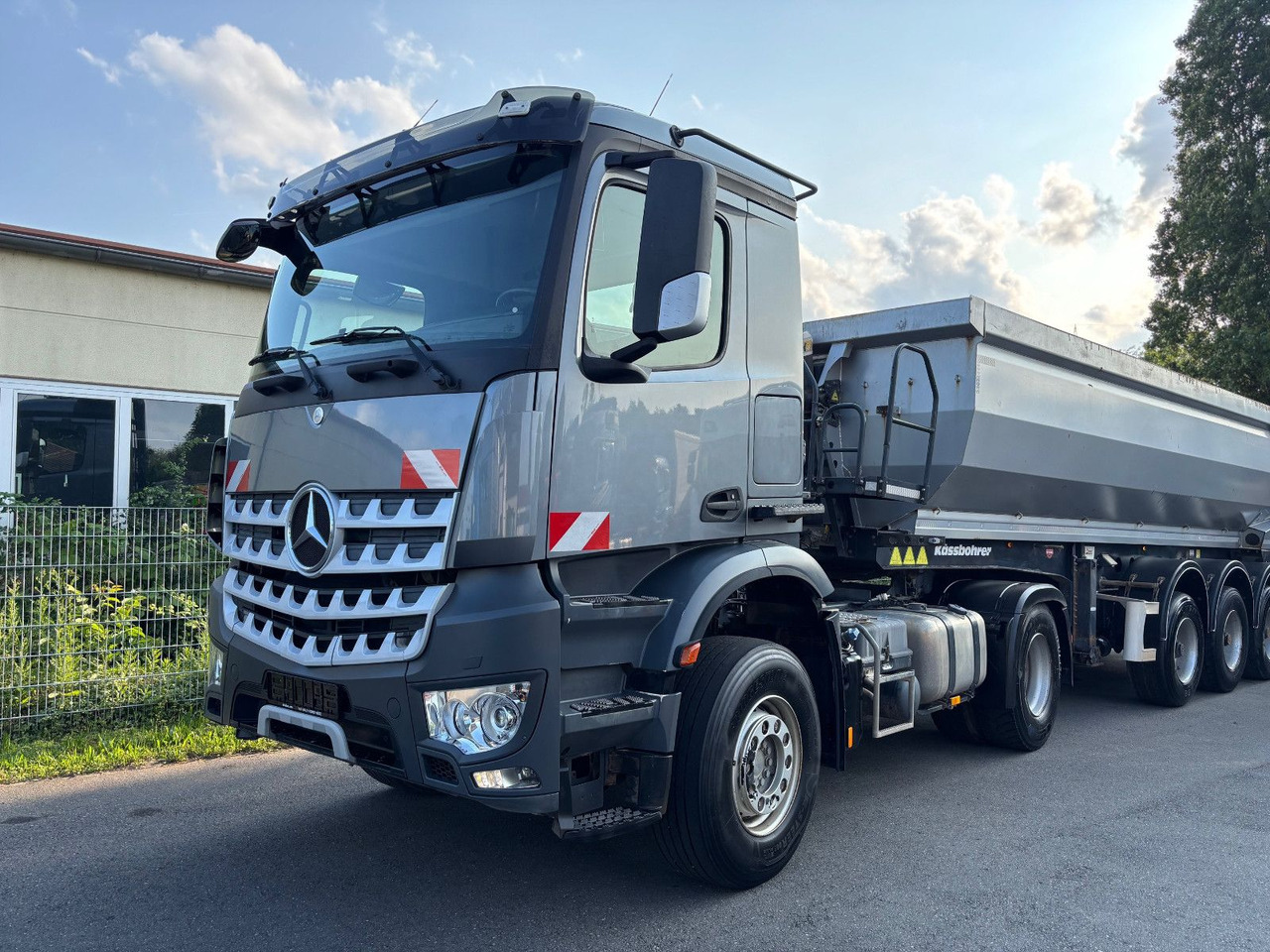 Mercedes-Benz Arocs 1842 Retarder/Kipphyd./Klima - Tracteur routier: photos 2 Mercedes-Benz Arocs 1842 Retarder/Kipphyd./Klima - Tracteur routier: photos 2