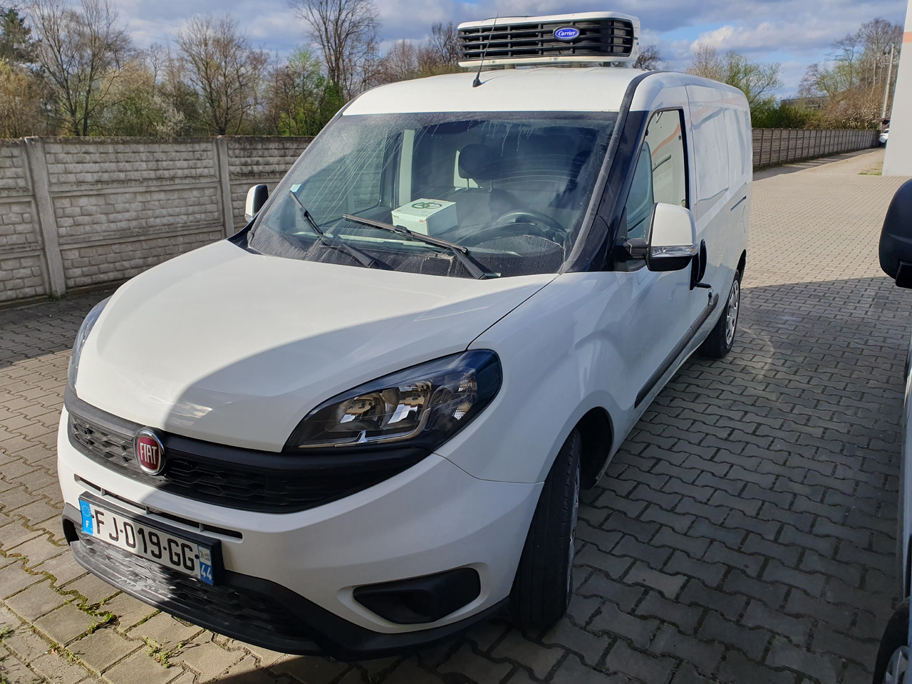FIAT DOBLO CHLODNIA MROZNIA CARRIER KLIMA EURO6 - Véhicule utilitaire frigorifique: photos 1 FIAT DOBLO CHLODNIA MROZNIA CARRIER KLIMA EURO6 - Véhicule utilitaire frigorifique: photos 1