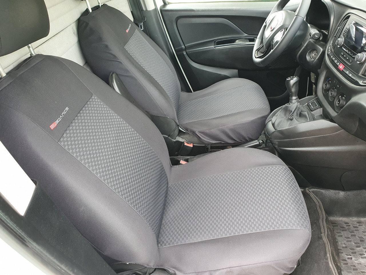 FIAT DOBLO LONG CHLODNIA carrier+230v KLIMA EURO6 - Véhicule utilitaire frigorifique: photos 4 FIAT DOBLO LONG CHLODNIA carrier+230v KLIMA EURO6 - Véhicule utilitaire frigorifique: photos 4