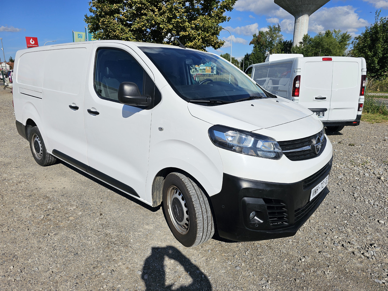 OPEL VIVARO LONG L2H1 FURGON KLIMA NAVI EURO6 - Fourgonnette: photos 1 OPEL VIVARO LONG L2H1 FURGON KLIMA NAVI EURO6 - Fourgonnette: photos 1