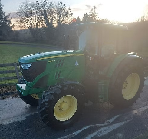 2013 John Deere 6140M - Tracteur agricole: photos 1 2013 John Deere 6140M - Tracteur agricole: photos 1