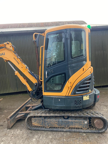 2017 Hyundai R25Z-9AK - Pelle: photos 1 2017 Hyundai R25Z-9AK - Pelle: photos 1