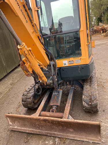 2017 Hyundai R25Z-9AK - Pelle: photos 4 2017 Hyundai R25Z-9AK - Pelle: photos 4