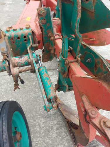 Charrue Kverneland ES 100-200-28: photos 6 Charrue Kverneland ES 100-200-28: photos 6