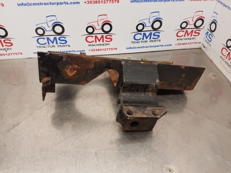 Case 1394, 1294 Fuel Tank Bracket Rhs K307955 - Réservoir de carburant pour Tracteur agricole: photos 1 Case 1394, 1294 Fuel Tank Bracket Rhs K307955 - Réservoir de carburant pour Tracteur agricole: photos 1
