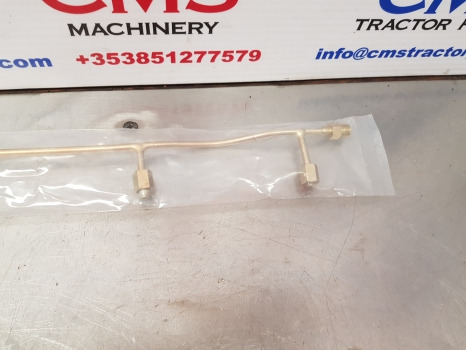 Case, David Brown 990, 995, 996 Fuel Injector Leak Off Pipe K904250 - Préparation du carburant: photos 3 Case, David Brown 990, 995, 996 Fuel Injector Leak Off Pipe K904250 - Préparation du carburant: photos 3