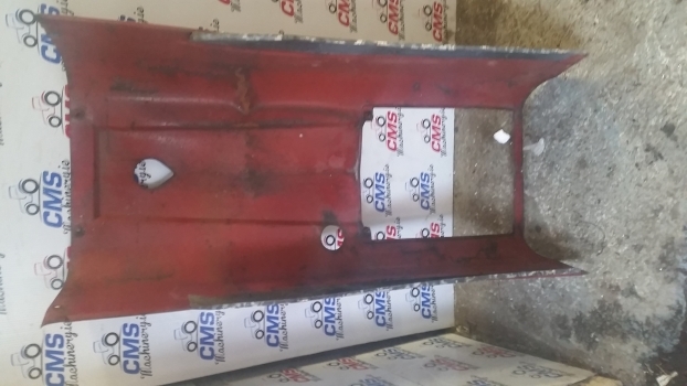 Case International 364, 444, 374, 2350 Engine Bonnet Hood Panel 3114083r2 - Capot pour Tracteur agricole: photos 3 Case International 364, 444, 374, 2350 Engine Bonnet Hood Panel 3114083r2 - Capot pour Tracteur agricole: photos 3