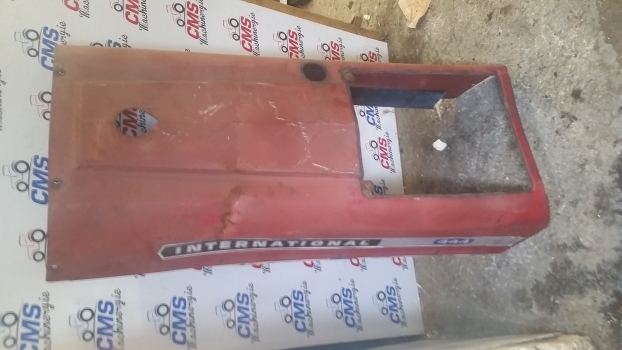 Case International 364, 444, 374, 2350 Engine Bonnet Hood Panel 3114083r2 - Capot pour Tracteur agricole: photos 2 Case International 364, 444, 374, 2350 Engine Bonnet Hood Panel 3114083r2 - Capot pour Tracteur agricole: photos 2