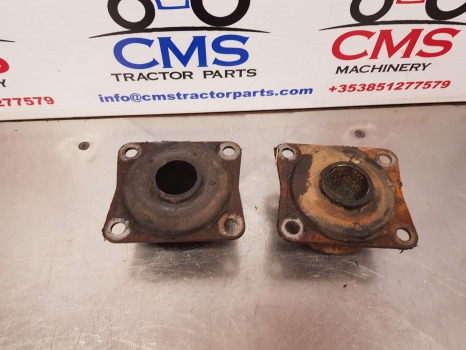 Case Maxxum 5120, 5140, 5130, 5240 Cab Front Support Damper Pair 1533773c1 - Suspension de cabine: photos 2 Case Maxxum 5120, 5140, 5130, 5240 Cab Front Support Damper Pair 1533773c1 - Suspension de cabine: photos 2