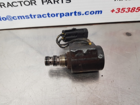 Case Maxxum 5140, Case 5000, Magnum Series, Solenoid Valve 110415a1 - Capteur: photos 1 Case Maxxum 5140, Case 5000, Magnum Series, Solenoid Valve 110415a1 - Capteur: photos 1
