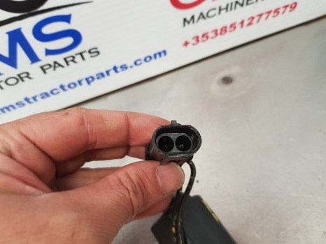 Case Maxxum 5140, Case 5000, Magnum Series, Solenoid Valve 110415a1 - Capteur: photos 4 Case Maxxum 5140, Case 5000, Magnum Series, Solenoid Valve 110415a1 - Capteur: photos 4