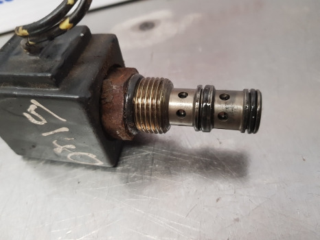 Case Maxxum 5140, Case 5000, Mx Series, Solenoid Valve 118872a1 - Capteur: photos 4 Case Maxxum 5140, Case 5000, Mx Series, Solenoid Valve 118872a1 - Capteur: photos 4