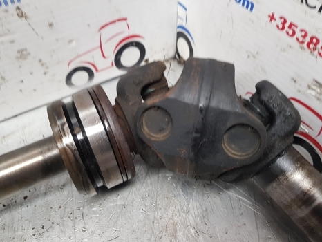 Case New Holland T6070, T6, T6000, Maxxum Front Axle Drive Shaft Rhs 84194820 - Demi arbre pour Tracteur agricole: photos 3 Case New Holland T6070, T6, T6000, Maxxum Front Axle Drive Shaft Rhs 84194820 - Demi arbre pour Tracteur agricole: photos 3
