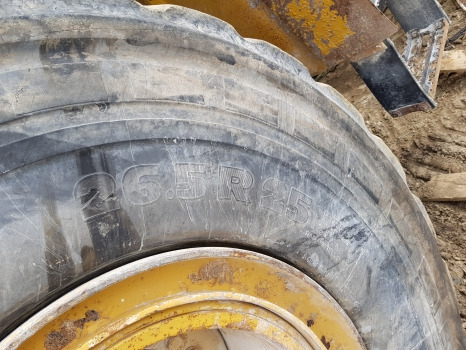 Caterpillar 966 G Ii Complete Wheel Rim Complete Tyre 26.5 R25 127-4782 - Roue complète pour Machine agricole: photos 5 Caterpillar 966 G Ii Complete Wheel Rim Complete Tyre 26.5 R25 127-4782 - Roue complète pour Machine agricole: photos 5