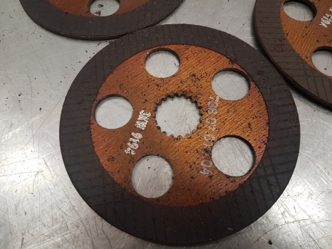Caterpillar Th62 Brake Disc Kit 8i3881, 8q2445, 7380761004, Im2647, 475796 - Disques de frein pour Chariot télescopique: photos 3 Caterpillar Th62 Brake Disc Kit 8i3881, 8q2445, 7380761004, Im2647, 475796 - Disques de frein pour Chariot télescopique: photos 3