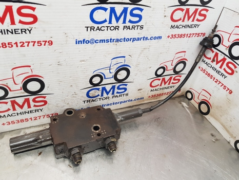 Claas Ares 500, 600 Rx, Rz, Rc Ser 656rc Hydraulic Auxiliary Valve 0011361170 - Hydraulique: photos 2 Claas Ares 500, 600 Rx, Rz, Rc Ser 656rc Hydraulic Auxiliary Valve 0011361170 - Hydraulique: photos 2