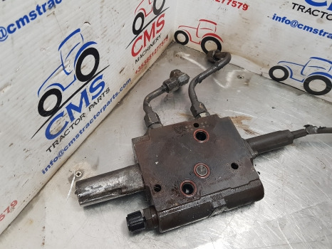 Claas Ares 500, 600 Rx, Rz, Rc Ser 656rc Hydraulic Auxiliary Valve 0011361190 - Hydraulique: photos 3 Claas Ares 500, 600 Rx, Rz, Rc Ser 656rc Hydraulic Auxiliary Valve 0011361190 - Hydraulique: photos 3