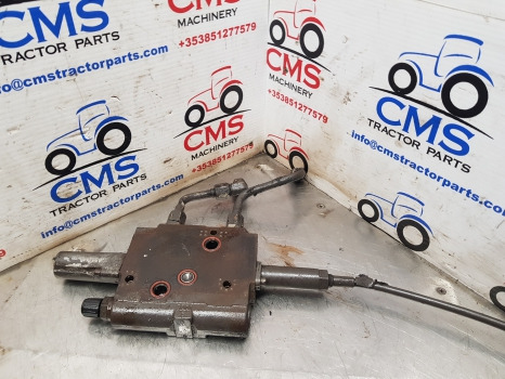 Claas Ares 500, 600 Rx, Rz, Rc Ser 656rc Hydraulic Auxiliary Valve 0011361190 - Hydraulique: photos 1 Claas Ares 500, 600 Rx, Rz, Rc Ser 656rc Hydraulic Auxiliary Valve 0011361190 - Hydraulique: photos 1