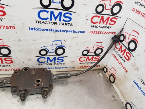 Claas Ares 500, 600 Rx, Rz, Rc Ser 656rc Hydraulic Auxiliary Valve 6005029117 - Hydraulique: photos 4 Claas Ares 500, 600 Rx, Rz, Rc Ser 656rc Hydraulic Auxiliary Valve 6005029117 - Hydraulique: photos 4